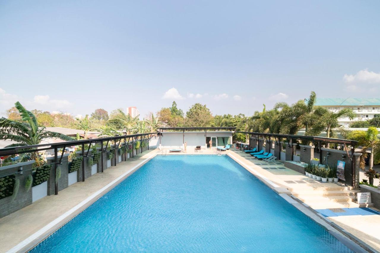 Oyo 829 Royal Thai Residence Csomtien-part Kültér fotó