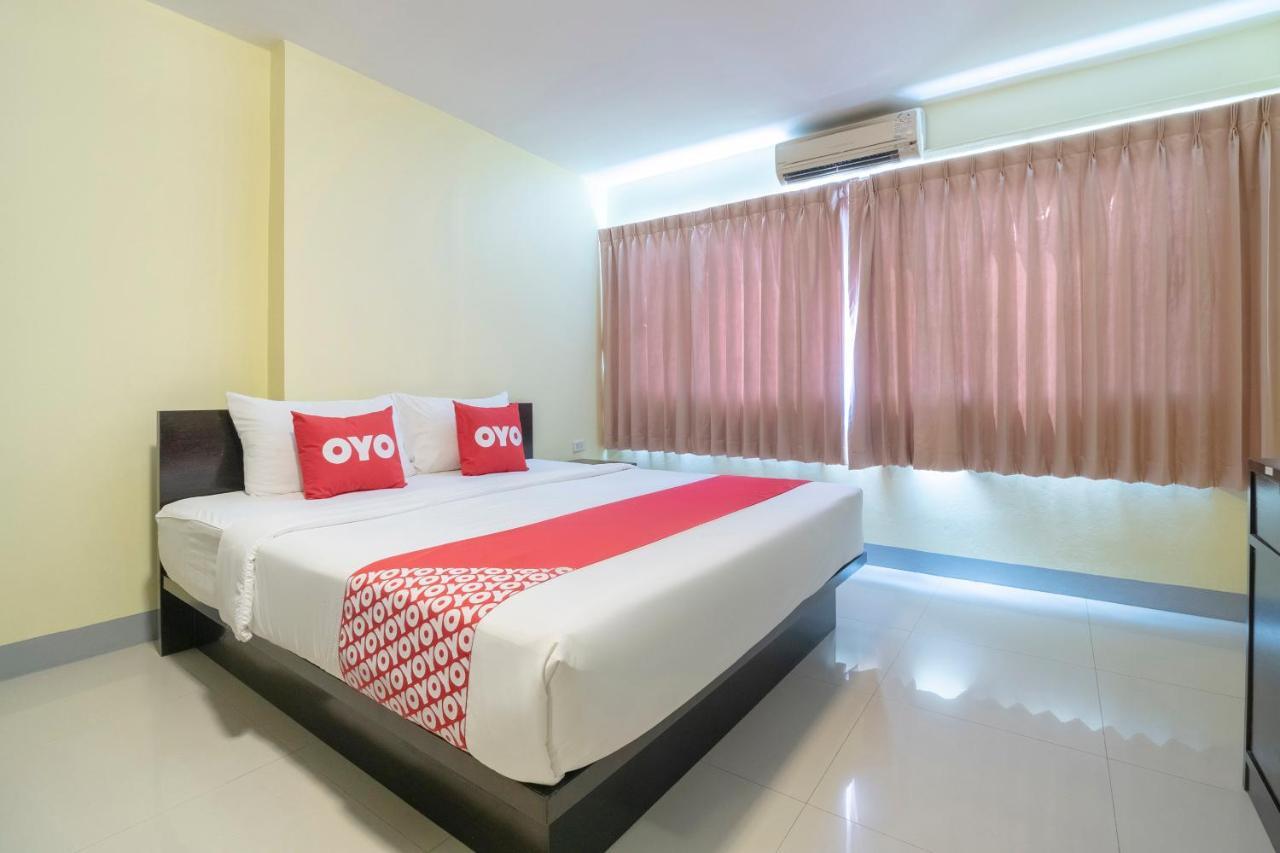 Oyo 829 Royal Thai Residence Csomtien-part Kültér fotó