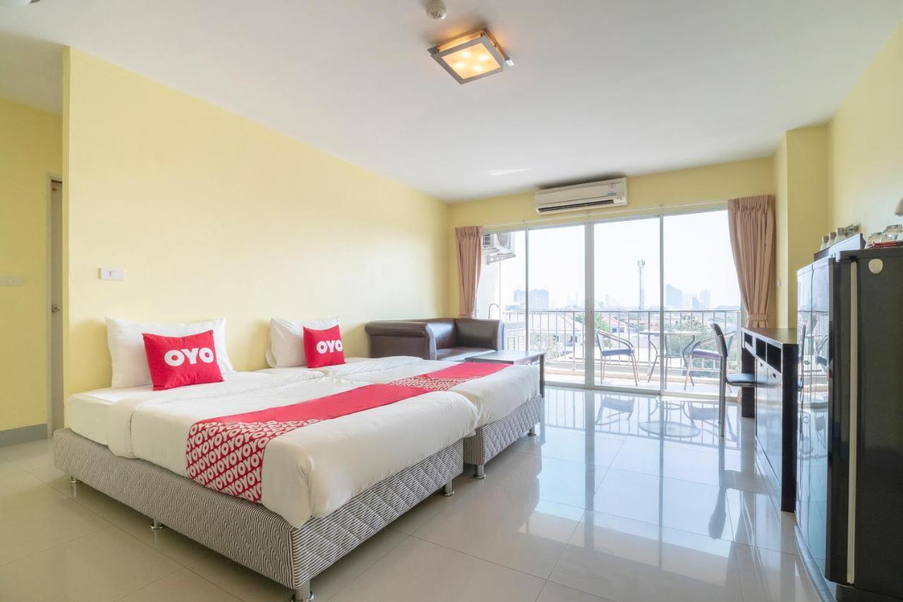 Oyo 829 Royal Thai Residence Csomtien-part Kültér fotó