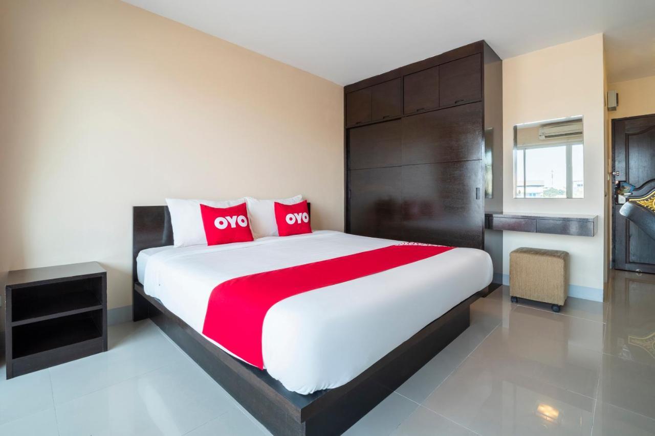Oyo 829 Royal Thai Residence Csomtien-part Kültér fotó