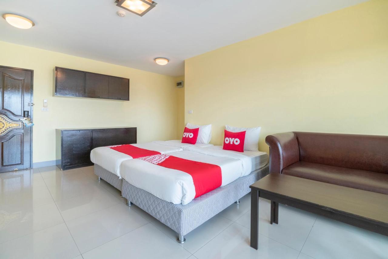 Oyo 829 Royal Thai Residence Csomtien-part Kültér fotó