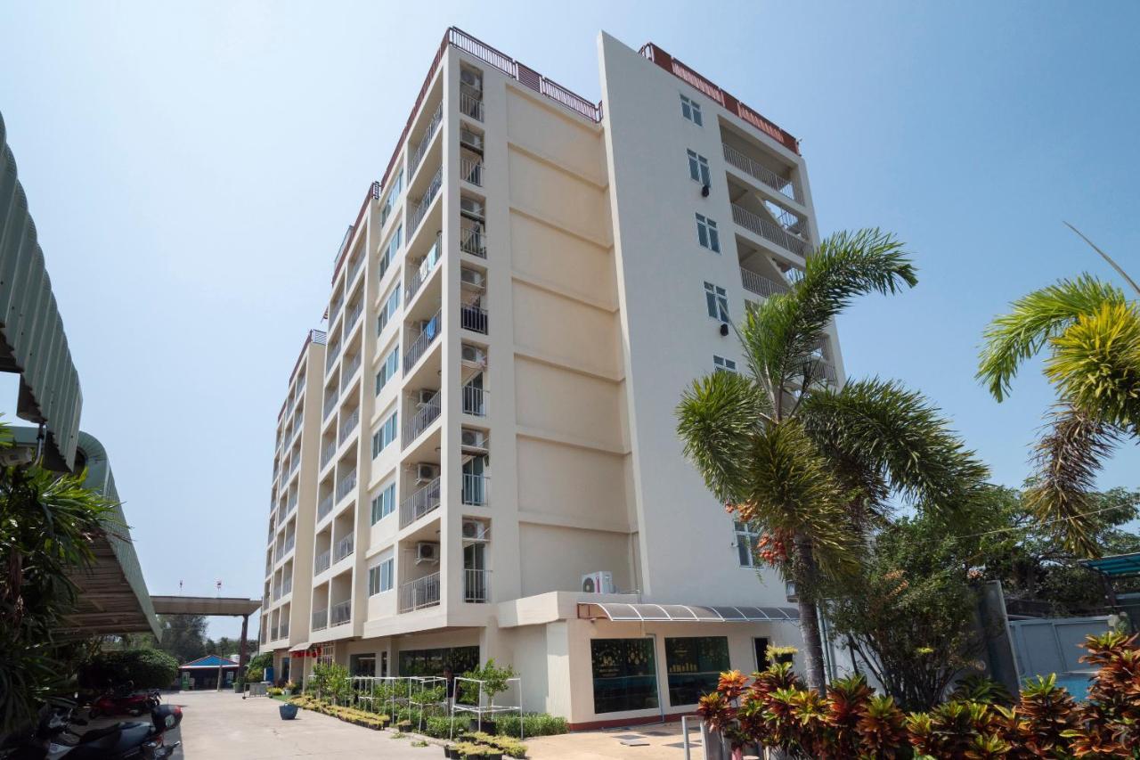 Oyo 829 Royal Thai Residence Csomtien-part Kültér fotó