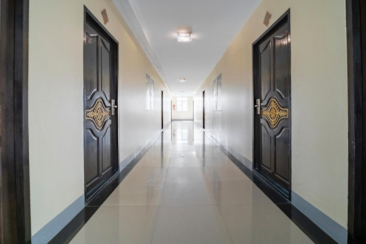 Oyo 829 Royal Thai Residence Csomtien-part Kültér fotó